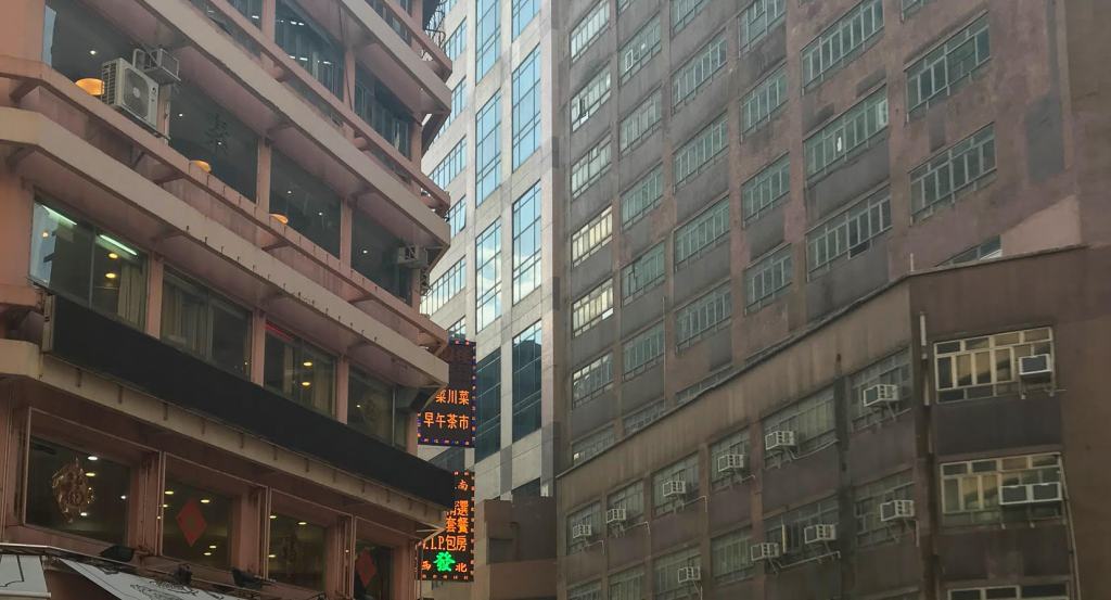 [EXCLUSIVE] “Focused On Their Own Steps” (Friday 7 August 2020) by Chris Song, translated by Tammy Lai-Ming&nbsp;Ho