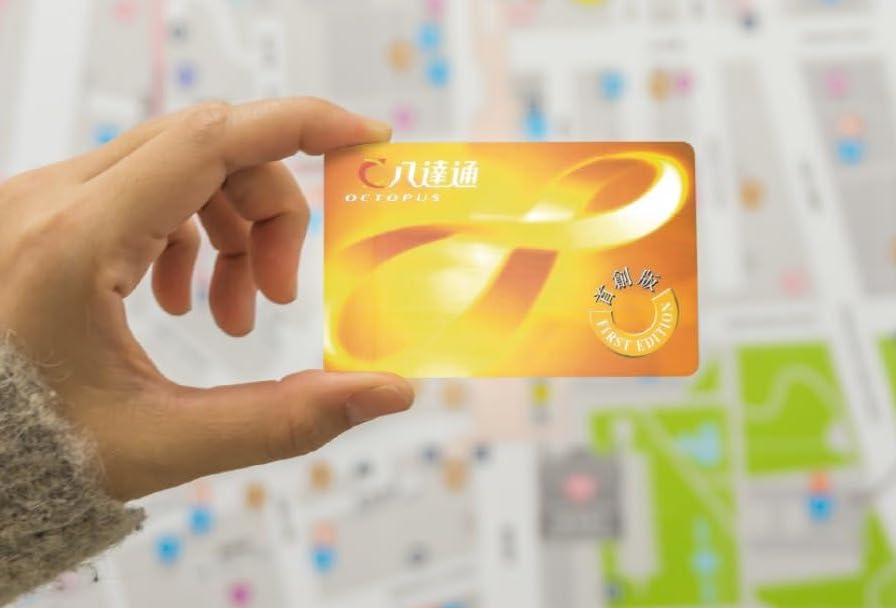 [REVIEW] “The Almost Everything Card—Rob Noble’s 𝑂𝑐𝑡𝑜𝑝𝑢𝑠: 𝑇ℎ𝑒 𝑃𝑖𝑜𝑛𝑒𝑒𝑟𝑖𝑛𝑔 𝑆𝑡𝑜𝑟𝑦 𝑜𝑓 𝑡ℎ𝑒 𝑊𝑜𝑟𝑙𝑑’𝑠 𝐹𝑖𝑟𝑠𝑡 𝐶𝑜𝑛𝑡𝑎𝑐𝑡𝑙𝑒𝑠𝑠 𝑃𝑎𝑦𝑚𝑒𝑛𝑡 𝐶𝑎𝑟𝑑” by Mario&nbsp;Rustan