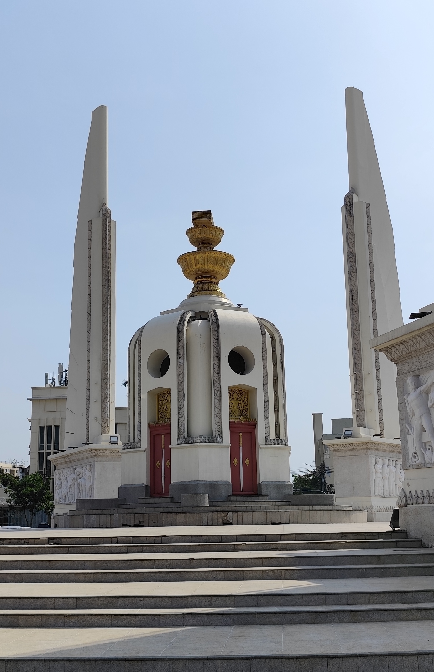 [ESSAY] “A Democracy Monument in Bangkok, Still Waiting for Democracy” by Daniel Gauss